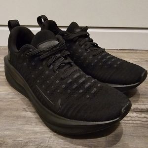 Men's Infinity Run 4, Triple Black 10.5